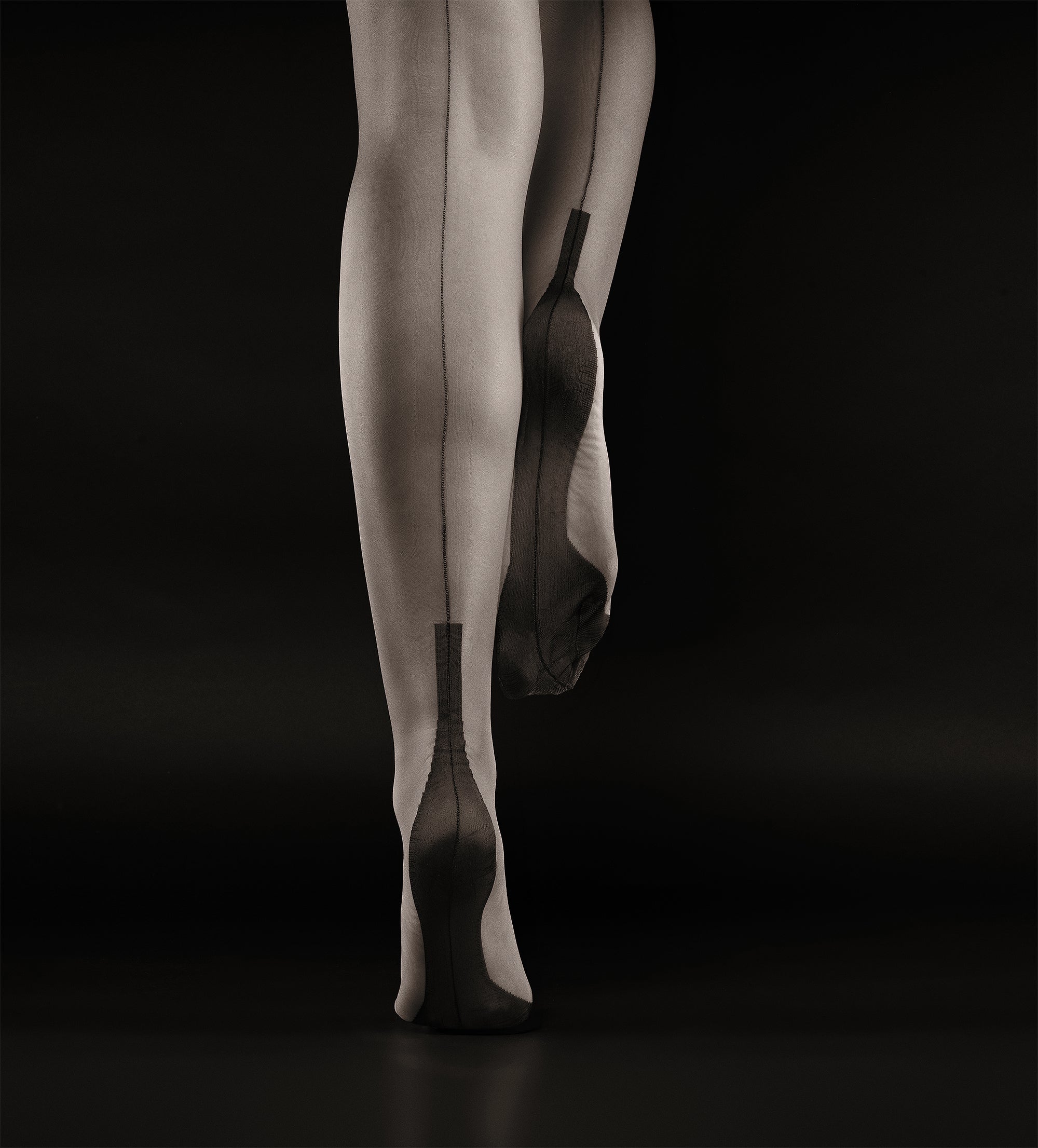 Cuban Heel Stockings